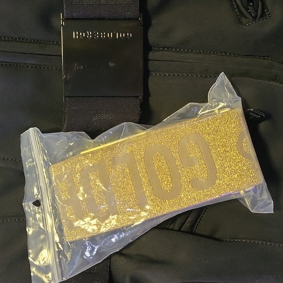 Goldbergh Parry Belted Hooded Faux Fur Trimmed Ski Suit In Black 4 NWT - Picture 15 of 16